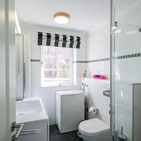 Apartment Gluecklich Am Westerland